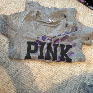 Vs pink t shirt